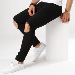 Grosses soldes 🤩 Jean Skinny Troué 72215-2 Noir de LBO ⌛ 9 Grosses soldes 🤩 Jean Skinny Troué 72215-2 Noir de LBO ⌛ -France LBO Soldes Boutique lbo 126713 fab lbo 72215 2 black 20180828T174812 02