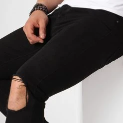 Grosses soldes 🤩 Jean Skinny Troué 72215-2 Noir de LBO ⌛ 10 Grosses soldes 🤩 Jean Skinny Troué 72215-2 Noir de LBO ⌛ -France LBO Soldes Boutique lbo 126713 fab lbo 72215 2 black 20180828T174812 03