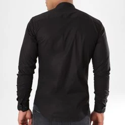 Grosses soldes 🔔 Chemise Manches Longues Col Mao Slim Fit 403 Noir de LBO ❤️ 11 Grosses soldes 🔔 Chemise Manches Longues Col Mao Slim Fit 403 Noir de LBO ❤️ -France LBO Soldes Boutique lbo 136701 fab shalbo 403 20180903T143458 05