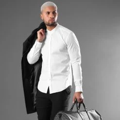 De gros 🎁 Chemise Manches Longues Col Mao Slim Fit 404 Blanc de LBO 🔔 -France LBO Soldes Boutique lbo 136703 FAB SHALBO 404 TPDT 20201216T094109 06