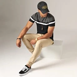 Les meilleures critiques de ✔️ Tee ✔️ Shirt Slim Fit Tricolore 801 Gris Anthracite Noir Blanc de LBO 🎉 -France LBO Soldes Boutique lbo 185741 FAB SHALBO 801 20190705T122146 06