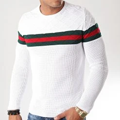 Les meilleures critiques de ⭐ Pull PU113 Ecru de LBO 🤩