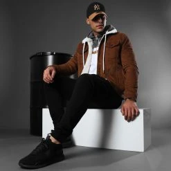 Tout neuf ✨ Sweat Zippé Capuche Tricolore 1138 Blanc Anthracite Camel de LBO 🤩 -France LBO Soldes Boutique lbo 219561 FAB SHALBO 1138 20201209T110443 06