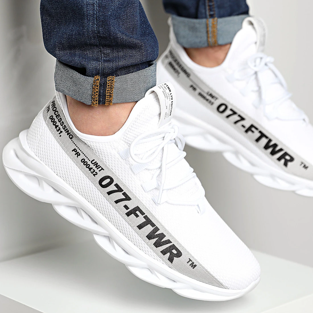 Meilleure affaire ✔️ Baskets Bande Gris 1348 Blanc de LBO 🥰 3 Meilleure affaire ✔️ Baskets Bande Gris 1348 Blanc de LBO 🥰