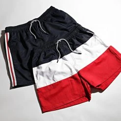 Budget ⌛ Short De Bain A Bandes 0009 Bleu Marine de LBO ❤️ -France LBO Soldes Boutique lbo 258980 FAB 1070510 0009 20210601T153124 05