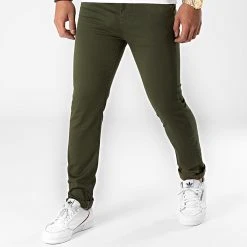 Offres 😀 Pantalon Chino 1206 Vert Kaki de LBO ❤️