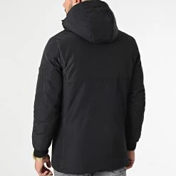 Les meilleures critiques de 💯 Parka Tech Capuche Premium 0026 Noir de LBO 🔥 -France LBO Soldes Boutique lbo 266921 FAB LBO 1070510 0026 20211112T145215 04