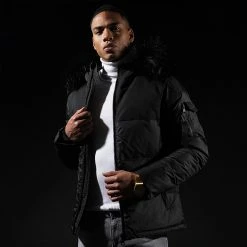 Meilleure affaire 🛒 Doudoune Capuche Tech Puffer Avec Fourrure Noir 0020 Noir de LBO ⭐ -France LBO Soldes Boutique lbo 269125 FAB LBO 1070510 0020 20211201T092057 06