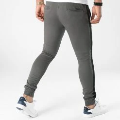 Offres ✨ Jogger Pant Super Skinny A Bandes 1909 Gris de LBO ✨ -France LBO Soldes Boutique lbo 276529 FAB SHALBO 1909 20210903T093929 04
