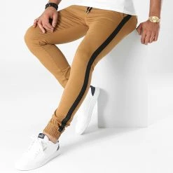 Remise 🎁 Jogger Pant Super Skinny A Bandes 1911 Camel de LBO 🎉 -France LBO Soldes Boutique lbo 276532 FAB SHALBO 1911 20210903T094000 03