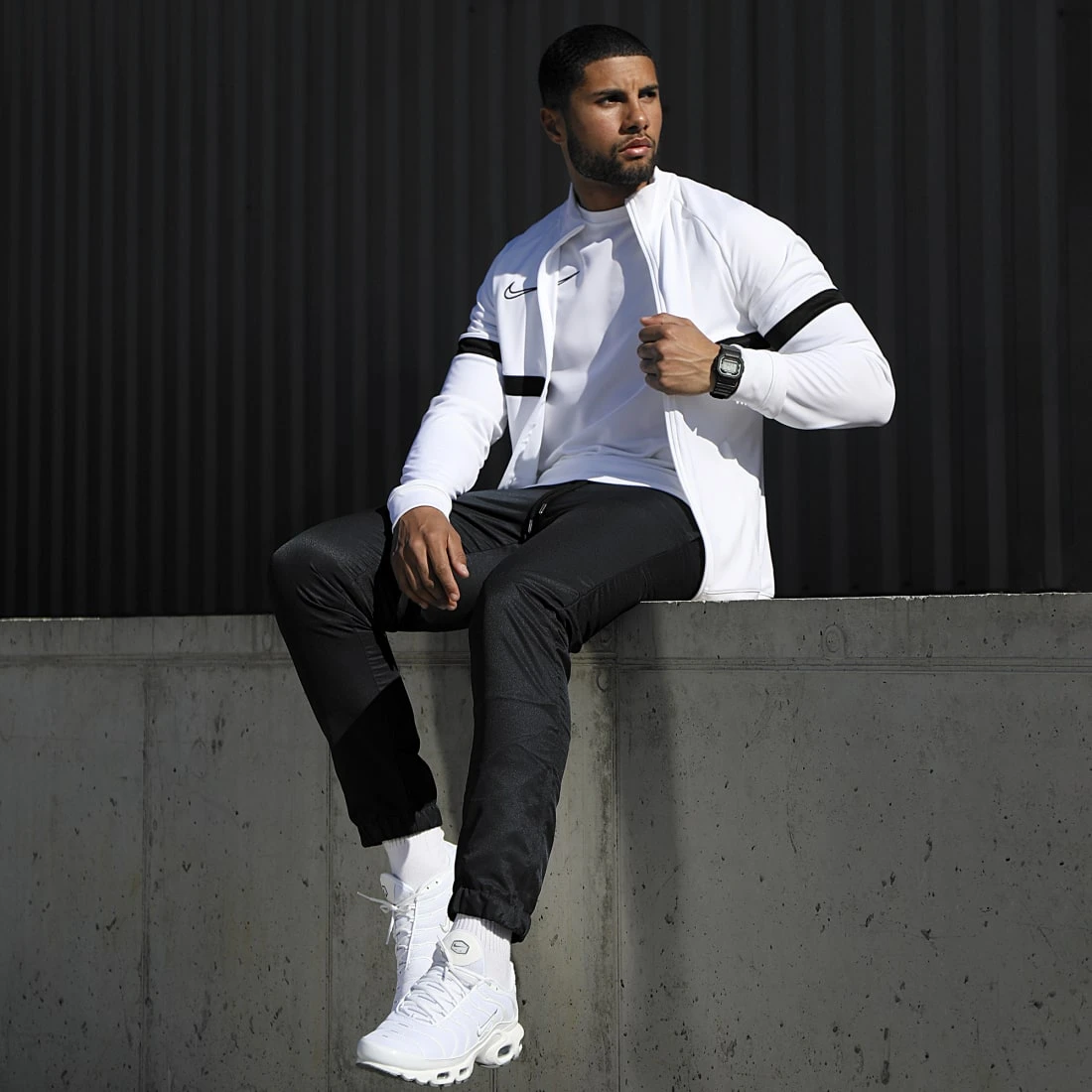 Budget ⭐ Pantalon Jogging Diamant 1070510-0017 Noir de LBO 🛒 6 Budget ⭐ Pantalon Jogging Diamant 1070510-0017 Noir de LBO 🛒 – Image 5