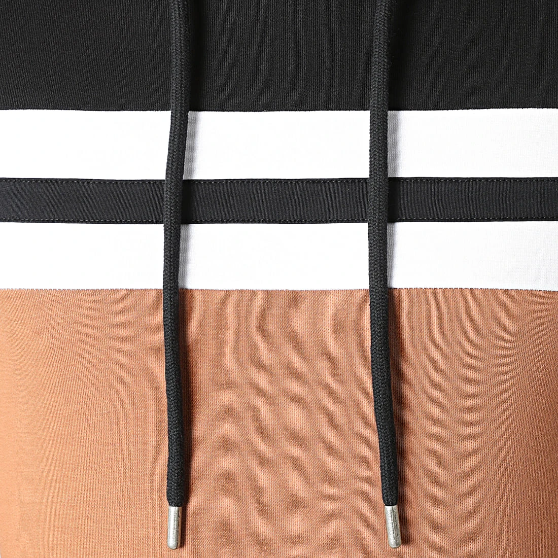 Coupon đ€© Sweat Capuche Tricolore 1722 Noir Blanc Camel de LBO â€ïž 4 Coupon đ€© Sweat Capuche Tricolore 1722 Noir Blanc Camel de LBO â€ïž â Image 2