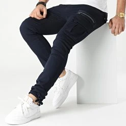 Les meilleures critiques de ⭐ Pantalon Cargo 1750 Bleu Marine de LBO 🥰 -France LBO Soldes Boutique lbo 284932 FAB SHALBO 1750 20220131T074301 03
