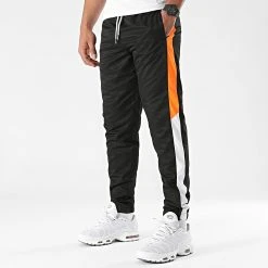 Meilleure affaire 🔥 Pantalon Jogging Tricolore A Bandes 0026 Noir Orange de LBO 😀 10 Meilleure affaire 🔥 Pantalon Jogging Tricolore A Bandes 0026 Noir Orange de LBO 😀 -France LBO Soldes Boutique lbo 287380 FAB LBO 10701336 0026 20211020T115836 03