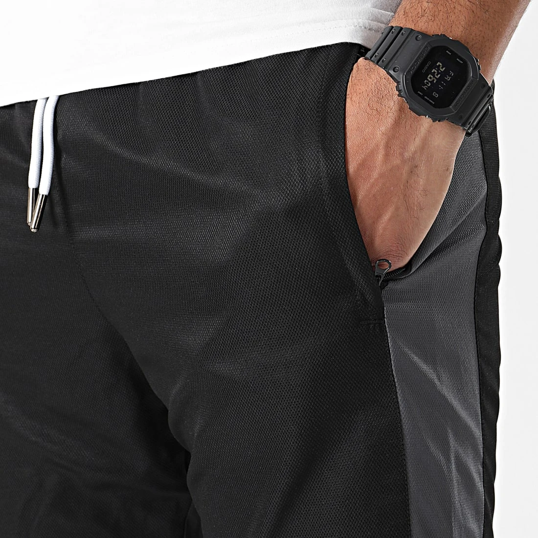 Coupon 🤩 Pantalon Jogging Tricolore A Bandes 0031 Noir Gris Anthracite de LBO ✔️ 4 Coupon 🤩 Pantalon Jogging Tricolore A Bandes 0031 Noir Gris Anthracite de LBO ✔️ – Image 2