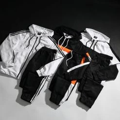 Bon marché ⭐ Ensemble De Survêtement Avec Bandes 0042 Noir Blanc de LBO 🎁 -France LBO Soldes Boutique lbo 289184 FAB LBO 10701336 0042 20220121T084251 05