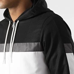 Grosses soldes 🧨 Ensemble De Survetement Tricolore A Bandes 0045 Noir Blanc Gris de LBO ⌛ -France LBO Soldes Boutique lbo 289187 FAB LBO 10701336 0045 20211217T075720 03