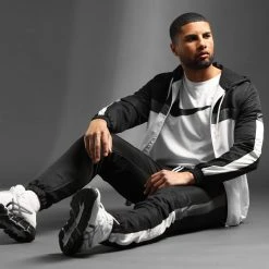 Grosses soldes 🧨 Ensemble De Survetement Tricolore A Bandes 0045 Noir Blanc Gris de LBO ⌛ -France LBO Soldes Boutique lbo 289187 FAB LBO 10701336 0045 20220204T090722 05