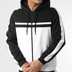 Remise 🥰 Ensemble De Survêtement Bicolore Avec Bandes 0046 Noir Blanc de LBO ✨ -France LBO Soldes Boutique lbo 289678 FAB LBO 10701336 0046 20211217T074635 02