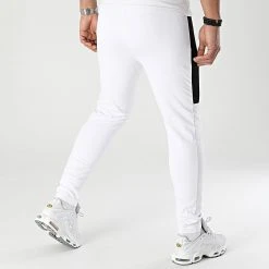 Meilleure vente 😍 Pantalon Jogging Training Bande Mesh 0035 Blanc Noir de LBO 🛒 10 Meilleure vente 😍 Pantalon Jogging Training Bande Mesh 0035 Blanc Noir de LBO 🛒 -France LBO Soldes Boutique lbo 291065 FAB LBO 10701336 0035 20220126T151657 04