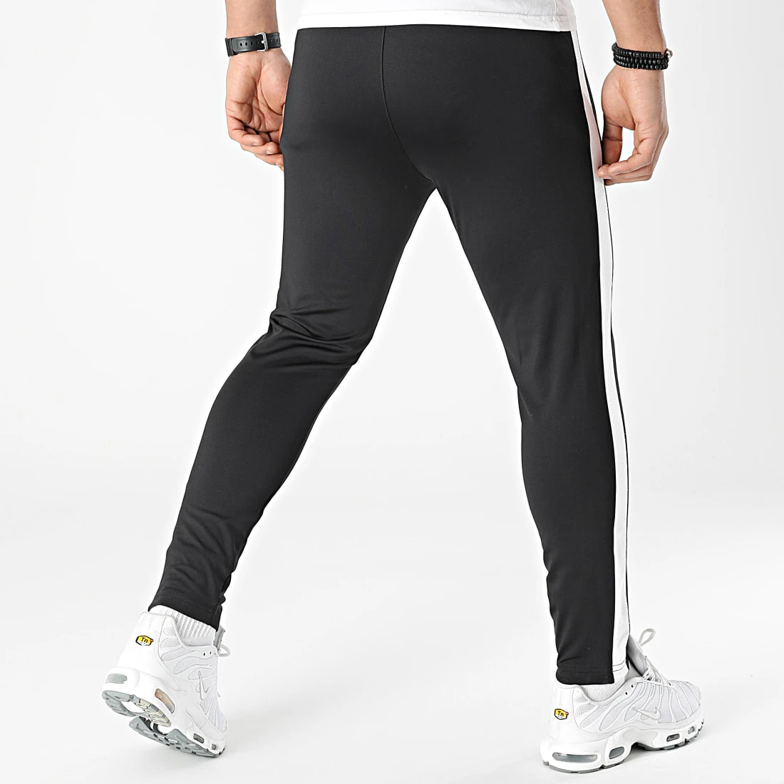 Nouveau 👏 Pantalon Jogging Training Bande 0036 Noir Blanc de LBO ❤️ 6 Nouveau 👏 Pantalon Jogging Training Bande 0036 Noir Blanc de LBO ❤️ – Image 4