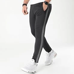 Sortie 🎉 Pantalon Jogging Training Bande 0037 Noir Gris Anthracite de LBO 👍