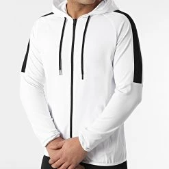 Acheter 🥰 Ensemble De Survêtement Training Avec Bande Mesh 0048 Blanc Noir de LBO 🤩 -France LBO Soldes Boutique lbo 291072 FAB LBO 10701336 0048 20220127T075202 03