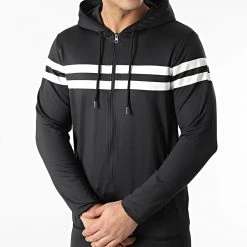 Promo 😉 Ensemble De Survêtement Training Avec Bandes 0053 Noir de LBO ⌛ -France LBO Soldes Boutique lbo 291076 FAB LBO 10701336 0053 20220127T075243 03