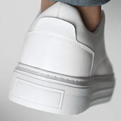 Tout neuf 🌟 Baskets 2298 Blanc de LBO 👍 9 Tout neuf 🌟 Baskets 2298 Blanc de LBO 👍 -France LBO Soldes Boutique lbo 300299 FAB SHALBO 2298 20220511T153731 04