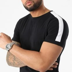 Le moins cher ⌛ Tee 🔥 Shirt Oversize A Bandes 2350 Noir de LBO 💯 -France LBO Soldes Boutique lbo 301767 FAB SHALBO 2350 20220503T153859 02