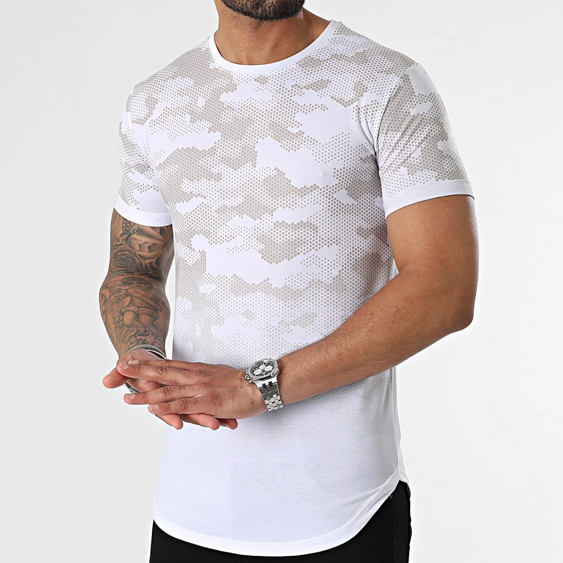 Acheter ❤️ Tee 🧨 Shirt Oversize Imprimé Avec Revers 2217 Camo Beige de LBO ⭐ 3 Acheter ❤️ Tee 🧨 Shirt Oversize Imprimé Avec Revers 2217 Camo Beige de LBO ⭐