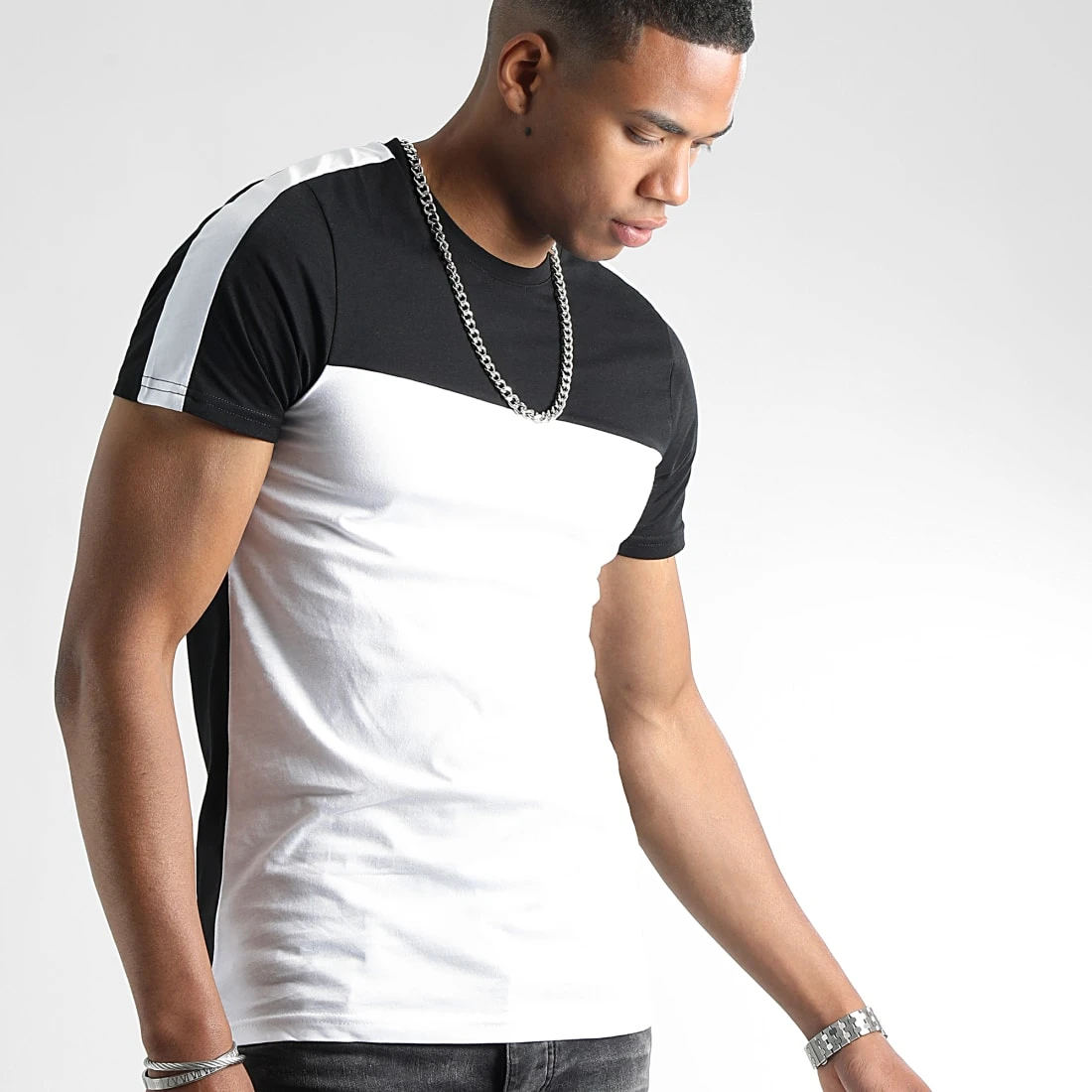 Sortie 💯 Tee Shirt A Bandes Bicolore 2417 Blanc Noir de LBO 👏 5 Sortie 💯 Tee Shirt A Bandes Bicolore 2417 Blanc Noir de LBO 👏 – Image 3