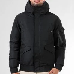 Sortie 👏 Parka Courte Platinium 0039 Noir de LBO ✔️ -France LBO Soldes Boutique lbo 314201 FAB LBO 1070510 0039 20221005T104309 03