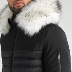 Acheter 😉 Doudoune Light Puff Avec Fourrure Blanche 0058 Noir de LBO ✨ -France LBO Soldes Boutique lbo 314228 FAB LBO 1070510 0058 20221104T123918 02