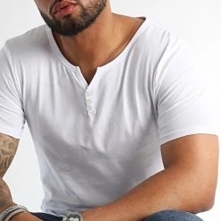 Meilleure vente 🥰 Tee Shirt Avec Boutons 2404 Blanc de LBO ✨ -France LBO Soldes Boutique lbo 318104 SHALBO 2404 20220708T151517 01