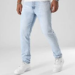 Top 10 🛒 Jean Regular Fit 0045 Bleu Denim Wash de LBO ✔️ -France LBO Soldes Boutique lbo 318156 LBO 1070318 0045 20220826T144323 03