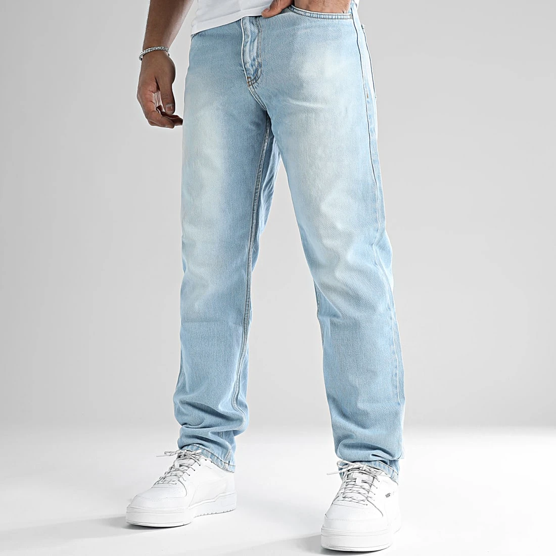 De gros ✔️ Jean Relaxed Fit 2402 Bleu Denim Wash de LBO ✨ 3 De gros ✔️ Jean Relaxed Fit 2402 Bleu Denim Wash de LBO ✨