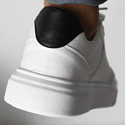 Remise 😍 Baskets Avec Détails Noir 2512 Blanc de LBO ✨ -France LBO Soldes Boutique lbo 320135 SHALBO 2512 20220729T141816 04