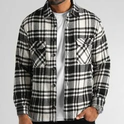 Les meilleures critiques de ⌛ Surchemise A Carreaux 2598 Noir Blanc de LBO 🎉 -France LBO Soldes Boutique lbo 324201 SHALBO 2598 20220913T155347 03