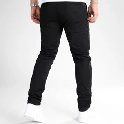 Offres 🧨 Pantalon Chino Regular 2667 Noir de LBO ✔️ -France LBO Soldes Boutique lbo 328005 SHALBO 2667 20220919T153100 05