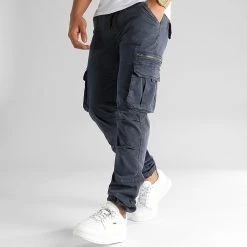 Grosses soldes 🌟 Pantalon Cargo 0261 Bleu Marine de LBO ✨ -France LBO Soldes Boutique lbo 328963 1070546 0261 20221021T150831 03