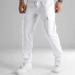 Meilleure affaire ❤️ Pantalon Cargo Regular Fit 2715 Blanc de LBO 🔔 -France LBO Soldes Boutique lbo 330635 SHALBO 2715 20221014T082018 04