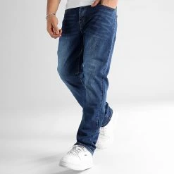Grosses soldes 😍 Jean Relaxed Fit 0145 Bleu Denim Foncé de LBO 🧨 8 Grosses soldes 😍 Jean Relaxed Fit 0145 Bleu Denim Foncé de LBO 🧨 -France LBO Soldes Boutique lbo 335127 1070318 0145 20221111T152302 03