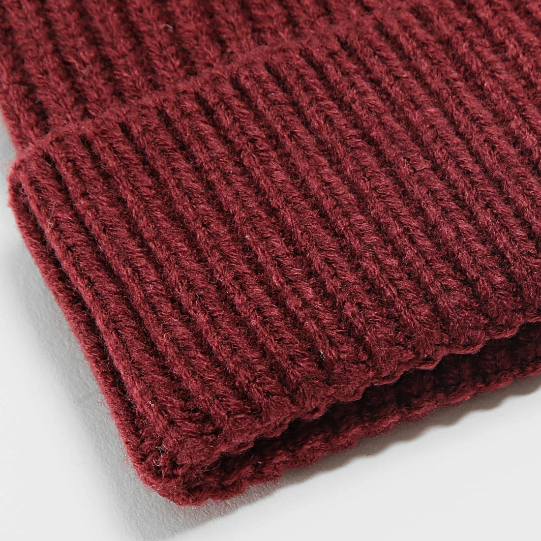 Remise ❤️ Bonnet Mailles Epaisses Avec Revers Bordeaux de LBO ⌛ 4 Remise ❤️ Bonnet Mailles Epaisses Avec Revers Bordeaux de LBO ⌛ – Image 2