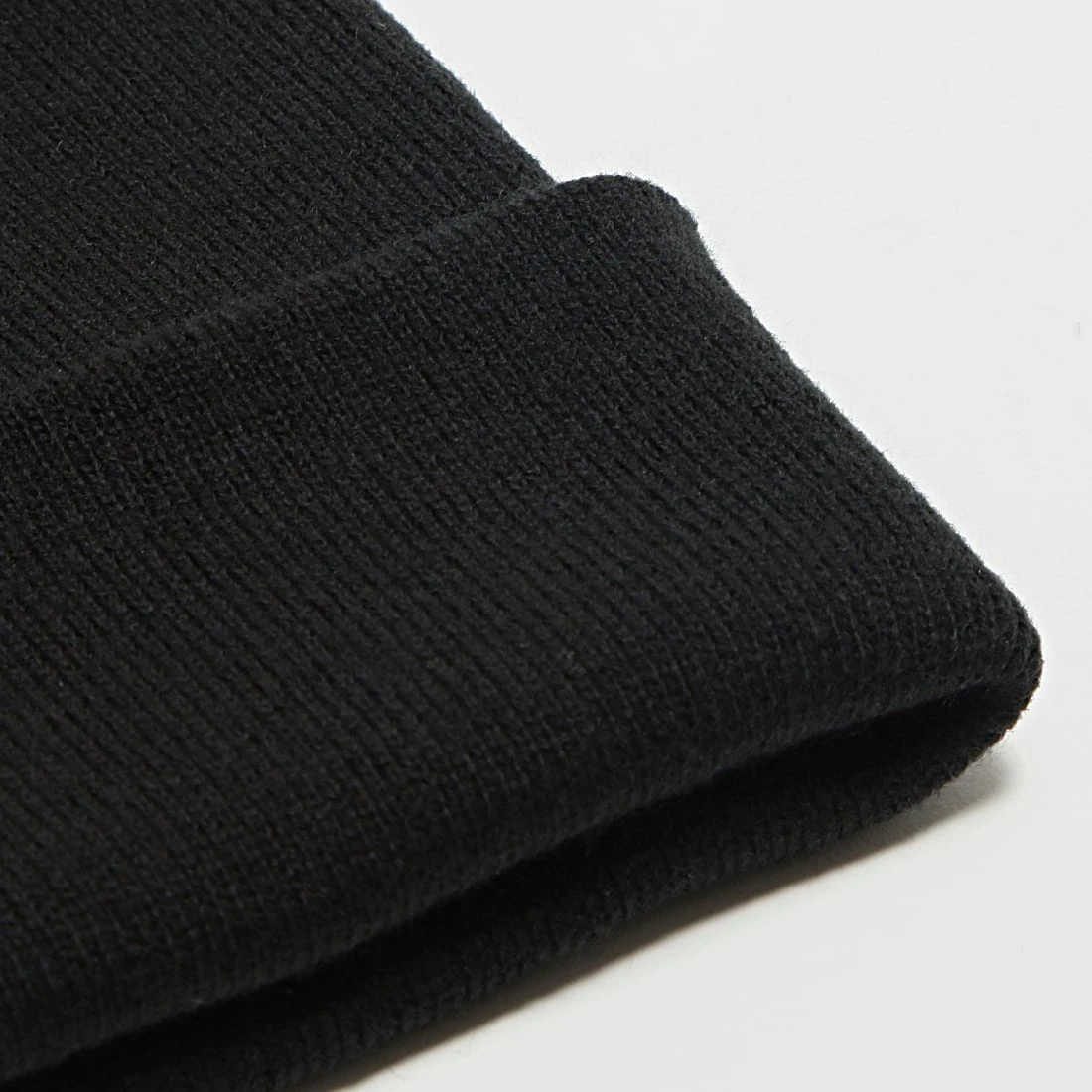 Budget 😀 Lot de 2 Bonnets Mailles Fines Avec Revers Noir Beige de LBO ⭐ 4 Budget 😀 Lot de 2 Bonnets Mailles Fines Avec Revers Noir Beige de LBO ⭐ – Image 2