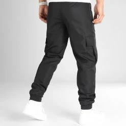 Vente flash 👏 Lot De 2 Pantalons Cargo 10701336 Gris Anthracite Noir de LBO 🎁 -France LBO Soldes Boutique lbo 347738 LOT 10701336 0204 10701336 0213 20221111T135745 04